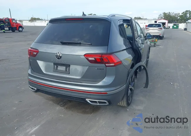 3VV4B7AX0RM095204: 43966617