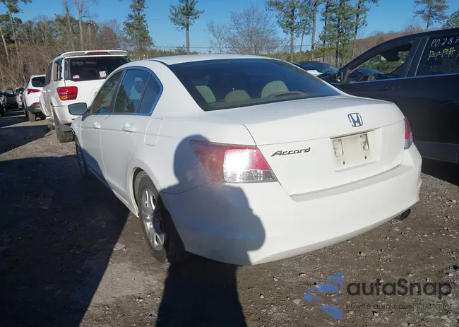 1HGCP2F45AA166588: 43966664