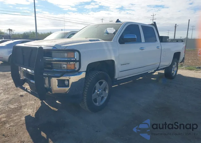 1GC1KWE8XFF676848: 43966725