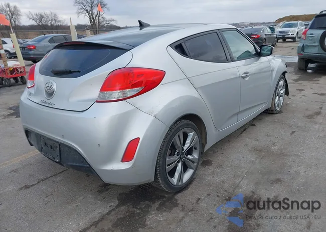 KMHTC6AD8CU072811: 43967782