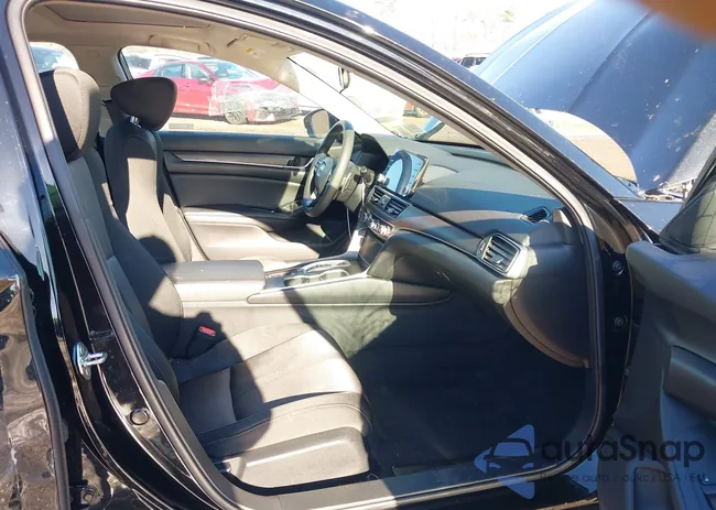 1HGCV3F47KA005771: 43967883