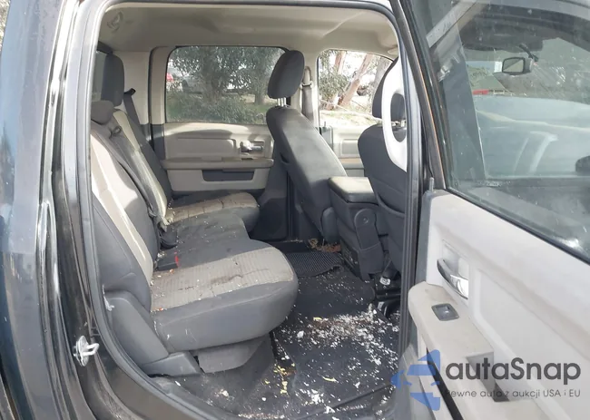 1C6RD6LT8CS182695: 43967985