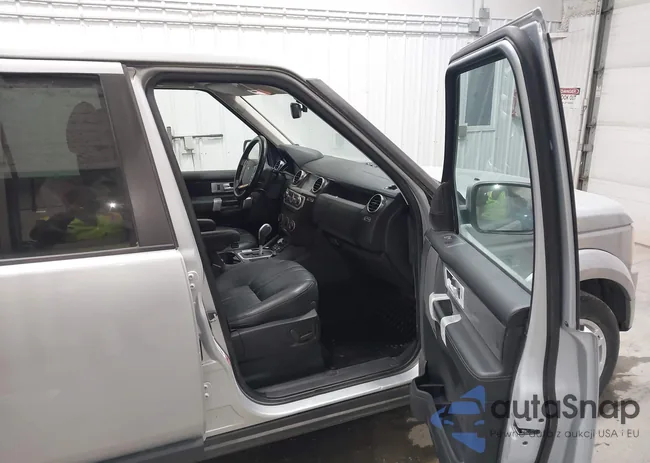 SALAG2D44AA513734: 43968084