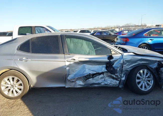 4T1B11HK5KU801919: 43968224