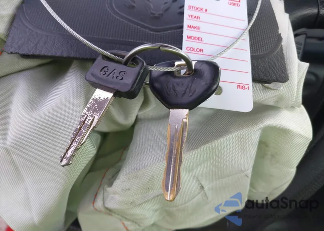 1B7HC16X2WS742188: 43968228