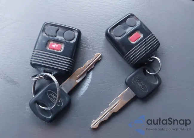 1FTNW21P63EC60440: 43968298