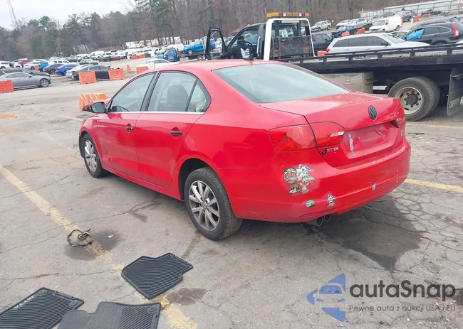 3VWDX7AJ3DM256758: 43968324