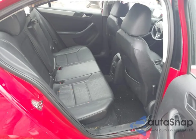 3VWDX7AJ3DM256758: 43968324