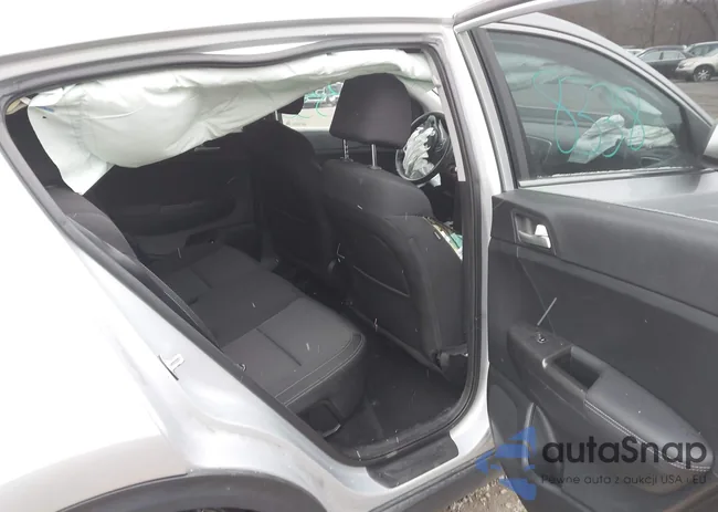 KNDPMCAC7K7613854: 43968338