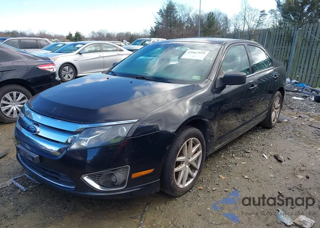 3FAHP0JA8BR213468: 43967554