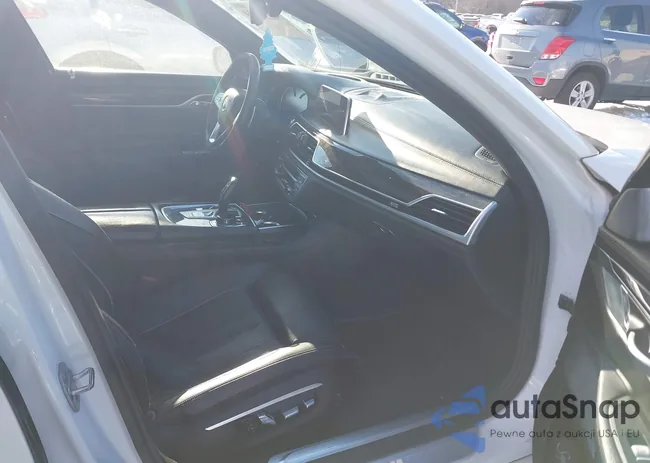 WBA7F2C53GG420124: 43967604