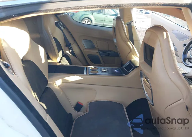 SCFHDDAJ6BAF01966: 43967627