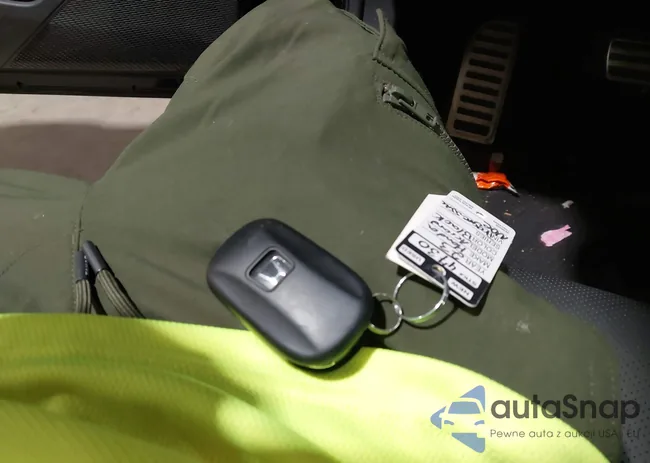 1HGCY2F74PA034079: 43967653