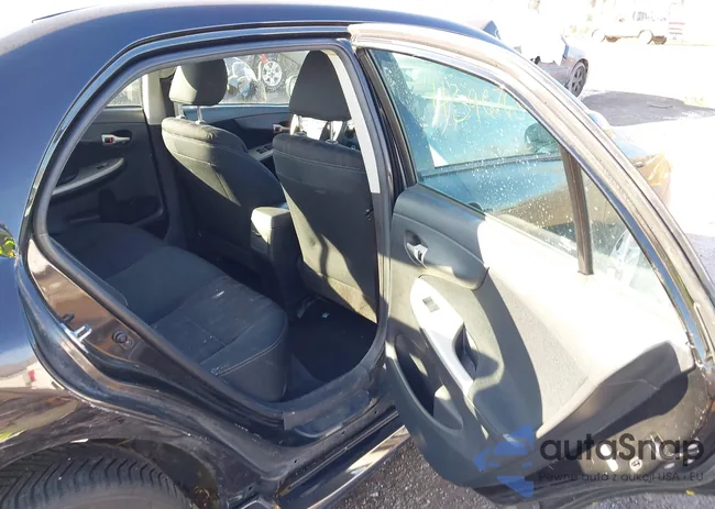 2T1BU4EE6CC826029: 43967683