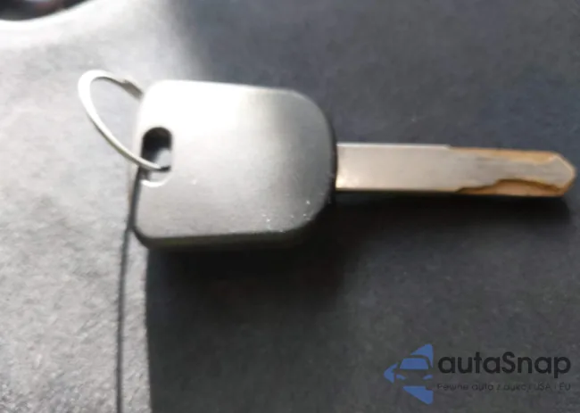 1HGCP2F37CA153254: 43967731