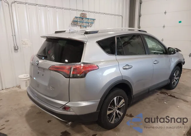 2T3RFREVXGW450176: 43968752