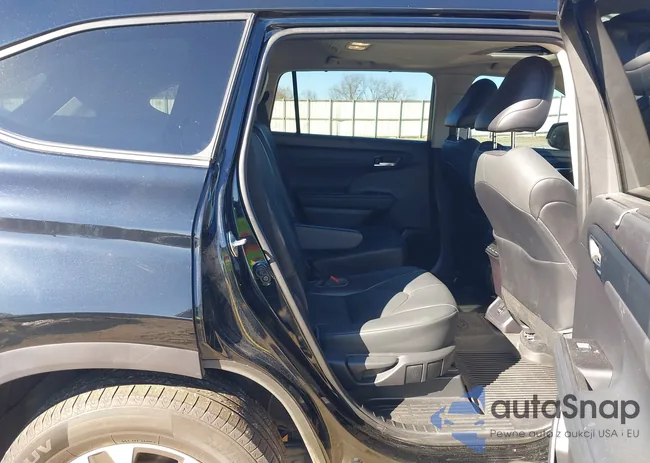 5TDGZRBH3MS556690: 43968874