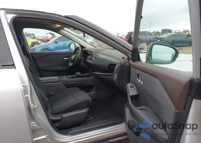 5N1AT3BA0MC685636: 43968895