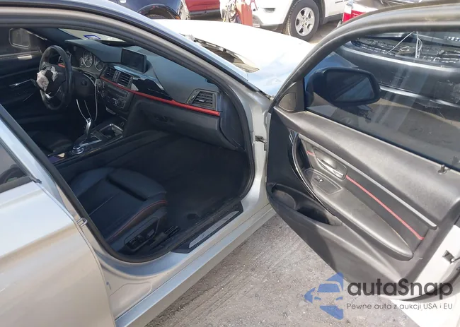 WBA3B5C55DF590031: 43968915