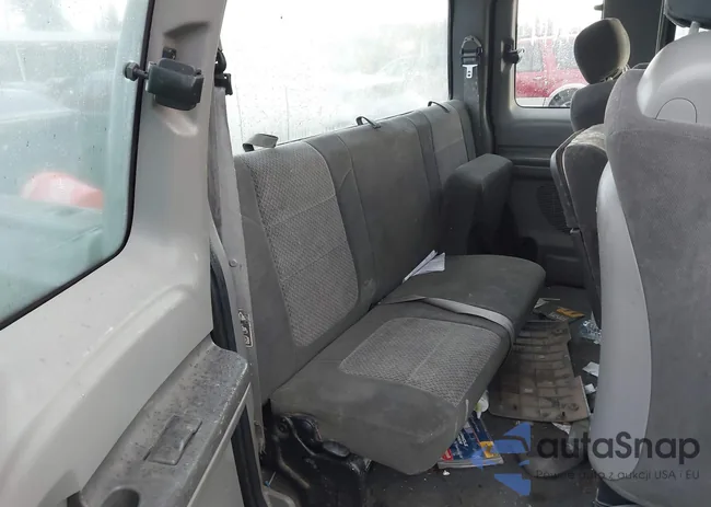 1FTNX21L12EA66312: 43968943