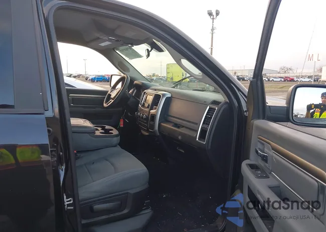 1C6RR6GT7JS114350: 43968949