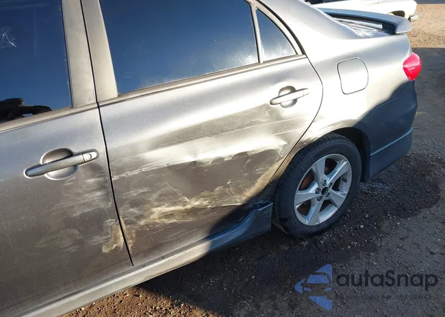 2T1BU4EE9CC907414: 43969313