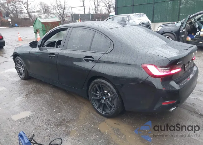 WBA5R7C50KAE83014: 43968358