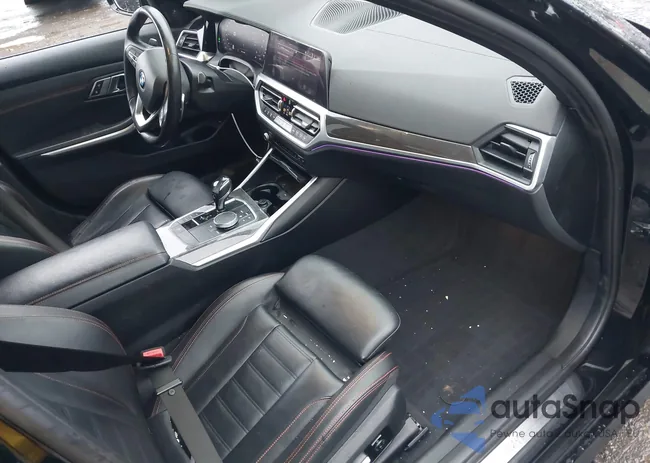 WBA5R7C50KAE83014: 43968358