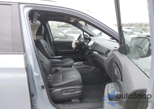 5FNYF6H71NB082190: 43968641