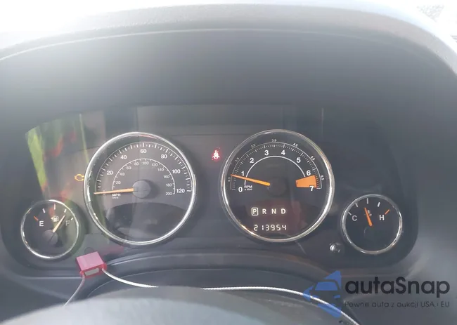 1C4NJCEB6HD162976: 43969759