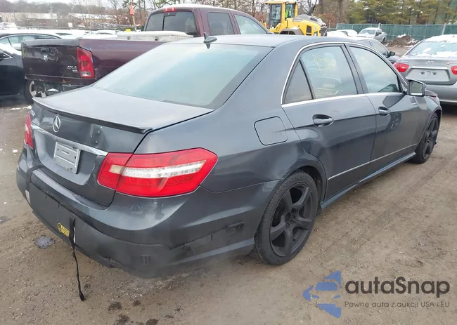 WDDHF8HB6AA080427: 43969764