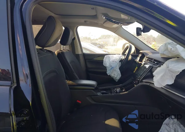 1C4RJJAG1P8867568: 43969825