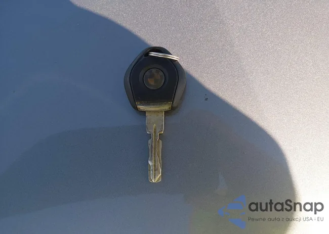 WBACD4323VAV53911: 43969877