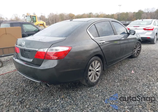 1HGCR2F84DA110949: 43970059