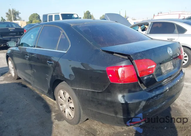 3VWDP7AJ3DM380965: 43970177