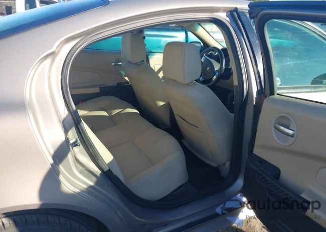 2G2WP552471233072: 43970328