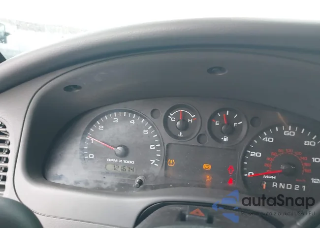 1FTYR14D89PA34512: 43969565