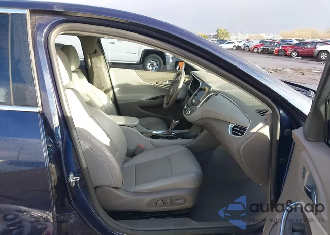 1G1ZH5SX8HF158160: 43969596