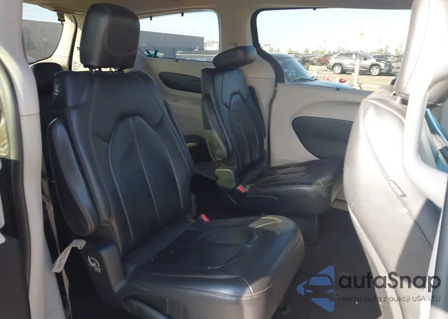 2C4RC1BG7HR702459: 43969609