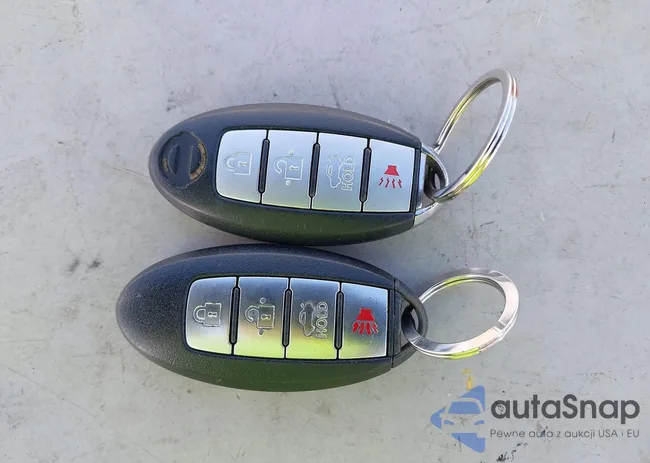 1N4AL3AP2DN568080: 43969676