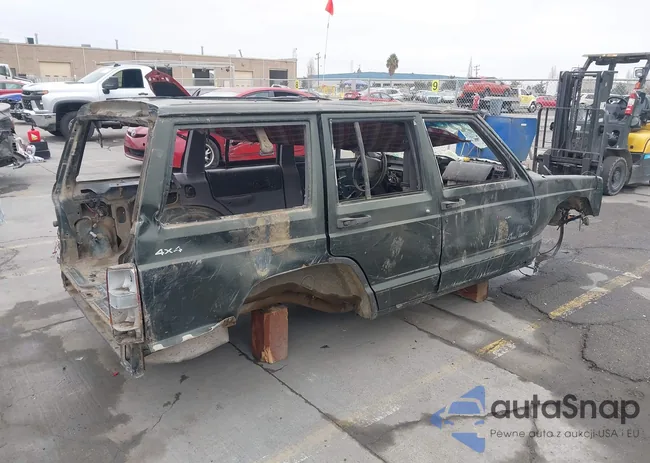 1J4FJ68S8WL194570: 43969731