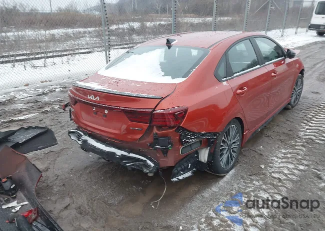 3KPF54AD6PE579663: 43970733