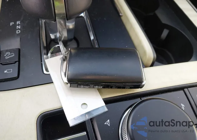 JM3KKEHC4R1119229: 43970807