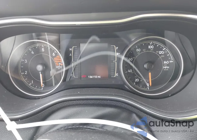 1C4PJLCB8KD373325: 43970853