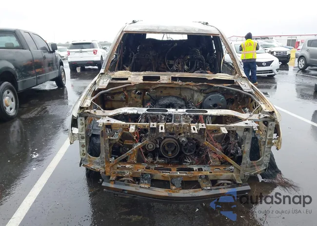 1GNSKHKC8LR236797: 43970940