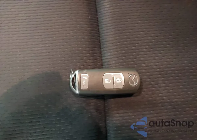 JM3KE4BY5F0511417: 43970994