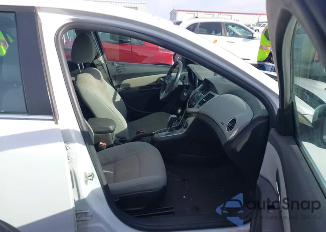 1G1PF5SC5C7388655: 43970998