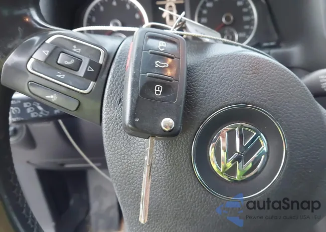 WVGBV7AX8CW585969: 43971033