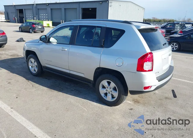 1C4NJCBAXDD272791: 43971041