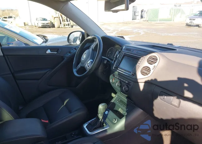 WVGSV7AX8HK014240: 43971067